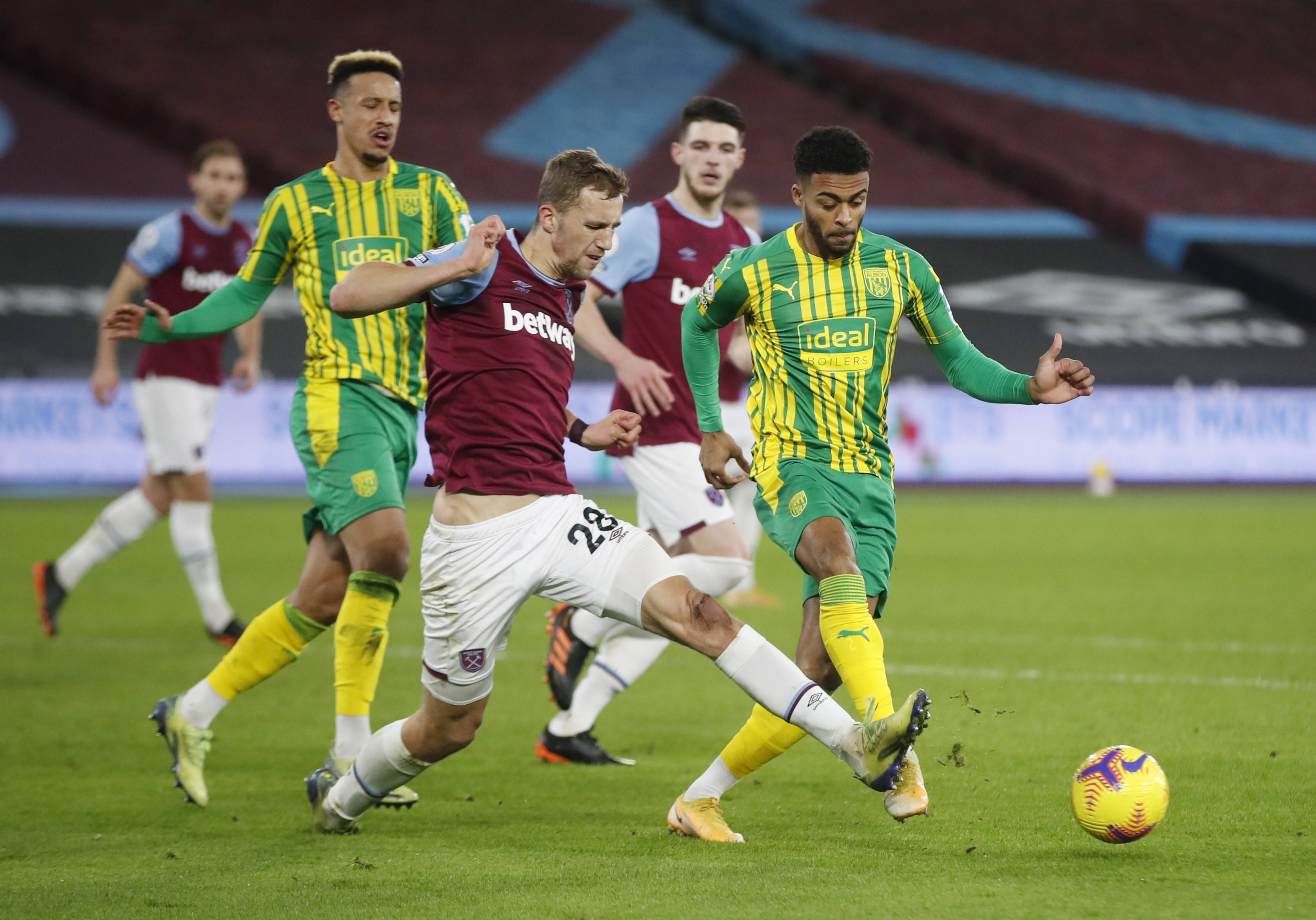 更是对曼联 更是对曼联